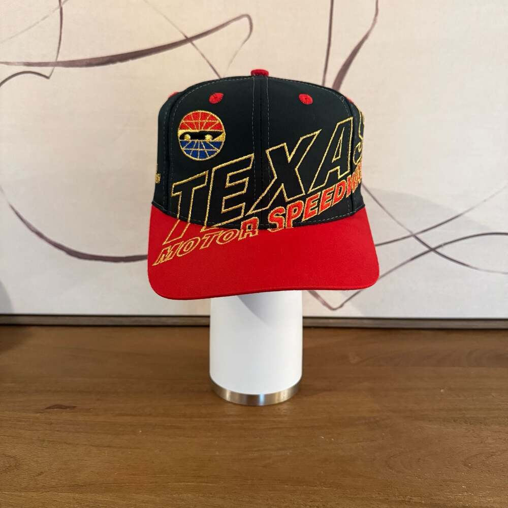 Vintage 1997 Texas Motor Speedway Inaugural Season Limited Edition Snapback Hat
